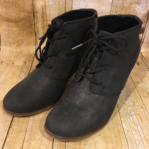 Toms Lunata Lace Up Black Metallic Ankle Bootie Boots Shoes Size 8.5 - Picture 2 of 12